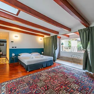 De Amicis' Nest - Center Milan